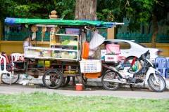 Phnom Penh food carts
